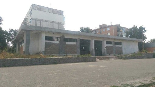 Продаж або Аренда. Склад - магазин з рампою та підвалом (950 кв. м)