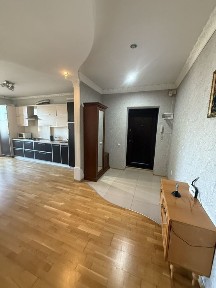 Оренда центр Чорновола 10 ( підселення) 4000грн