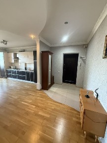 Оренда центр Чорновола 11 ( підселення) 4000грн