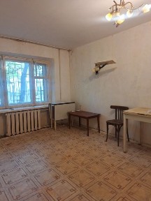 Продам 1 кв 1/5,центр 30т$