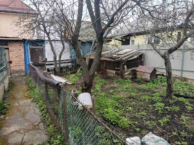 Продам частину будинку Центр