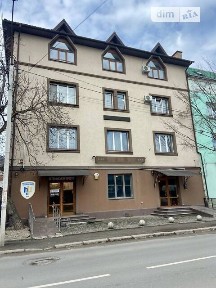 Продаж комерційного приміщення на вул. Залізнична 33, площа 550 кв. м • ID 34130408