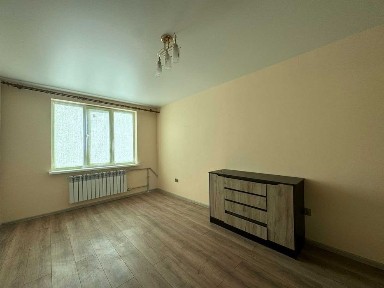 Продається 3-х кімнатна квартира, м. Чугуїв