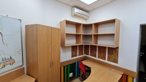 Сдам офис 9м, в ТРЦ, м. 23 августа