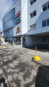 Оренда просторого комерційного приміщення 600 кв. м. в торгівельному центрі