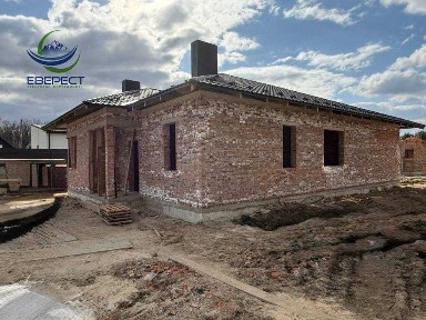 Продаж будинку в передмісці Луцька