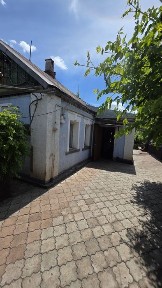 Будинок в районі першої дільниці