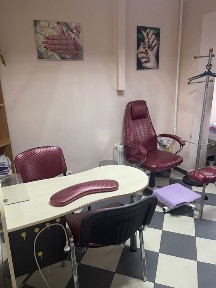 Здам в оренду робоче місце перукаря, майстра манікюра на Березняках