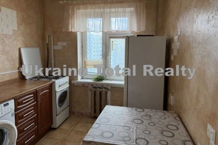 Метро Вирлиця 7хв пішки! 1 кімнатна квартира! Вулиця Кам'янська 120