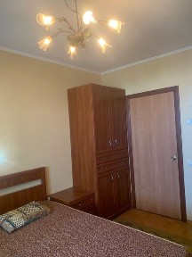 Сдам 3 комнатную квартиру на среднем этаже Ак. Королева/Архитекторская