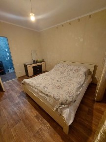 Сдам 2ком Королева 75/2 - <a href='/newbuilding/4870/view/zk-vilamsa'>Вильямса</a>. 4этаж. Помесячно !