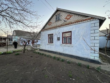 Продам житловий будинок в селі Пересадівка