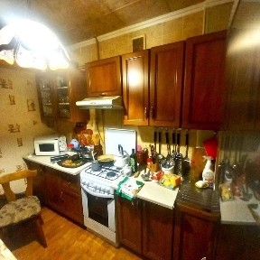 Трьох кімнатна квартира в центрі Міста.