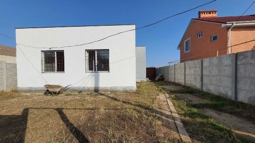 Продам одноэтажный дом в Червоном Хуторе. ГОСПРОГРАММЫ