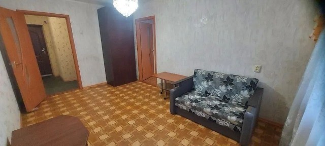 Продам 2 ком. кв Центр города район малого рынка