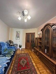 Продається 3 - кімнатна квартира