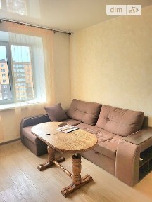Продам трикімнатну квартиру в ЖК Набережний квартал по вул Зарічанська 11К