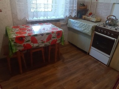 Посуточно почасово 1-комн. кв Правый берег, Осипенковский