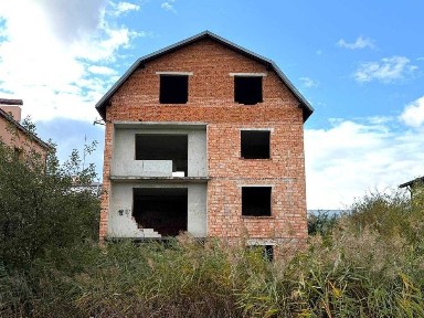 Продаж добротного будинку у м. Дрогобич