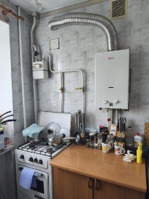 Продам 2 кімнатну квартиру Новомиколаївка