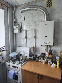 Продам 2 кімнатну квартиру Новомиколаївка