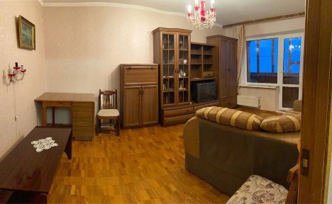 Київ, Дарницький, вулиця Ревуцького 19/1