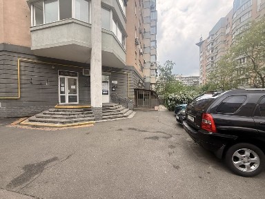 Київ, Дніпровський, вул. Раїси Окіпної 4