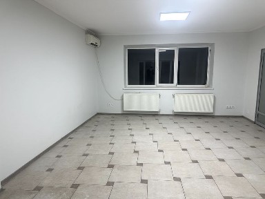 Здається офісне приміщення з складом