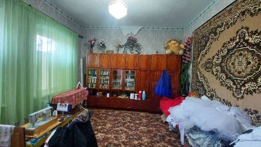 Продам 2-кімнатну квартиру. Вул. Покровська, 28