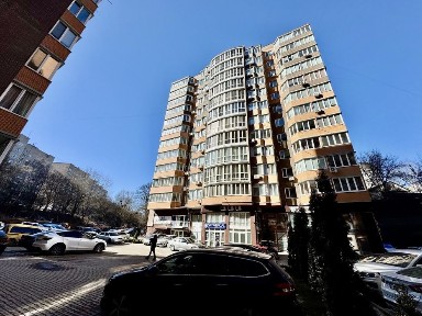 Продам 2-кім., квар. 81м2 з меблями та технікою. ЖК Рівєра. Центр