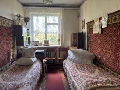 Продам 3-х кімнатну квартиру з меблями і побутовою технікою