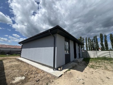 Білогородка, Зоряна 1
