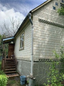 продається цегляний будинок