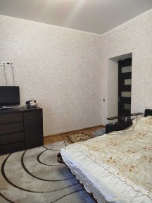 СРОЧНО! 1 комн. 30 м с ремонтом центр города/ул. Ризовская
