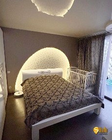 Продажа 2-комнатной квартиры 77 м²