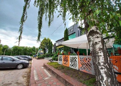 Здам в оренду приміщення з ремонтом ( + кухня )