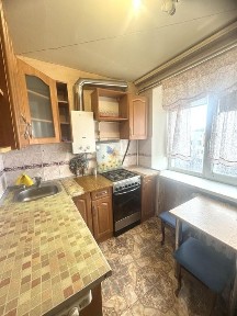 Продается 2-комнатная квартира в Шевченковском районе, по улице Военстрой.