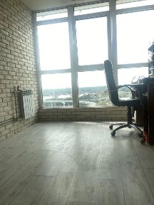 Продам 2- комнатную квартиру в новострое с панорамным видом на Днепр и мосты!
