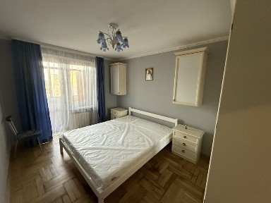 Оренда 3 кім вул Патона рн Рукавички