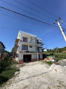 Продаж 3-кім. будинку 239.48 м. кв. Сихів, Зубра
