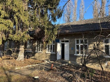 Майновий комплекс 267.8 м2. Заставна, Незалежності, 152