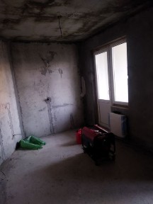 Продам 1 кімнатну квартиру вул. Милославська 18, Троєщина