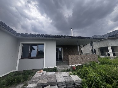 Без % 206м2 Будинок Петропавлівське вул. Малинна 23 Бориспільскій р-н. Гора, Київ 15км від міста Вишневий хутор 18 соток ділянка 2 поверха