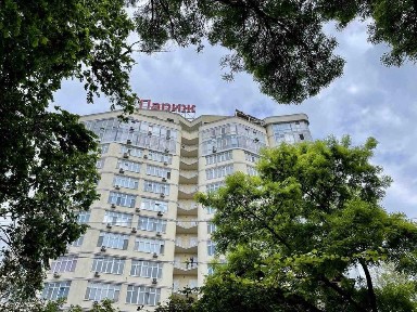 Евродвушка на Французском бульваре, 71 м. Ремонт на 70% выполнен