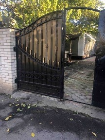 Продам будинок у центрі