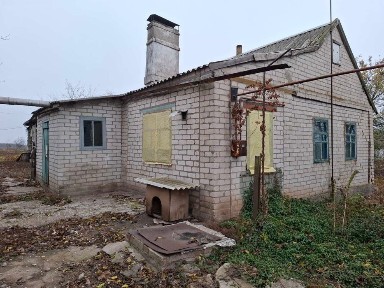 Продається будинок в сільській місцевості