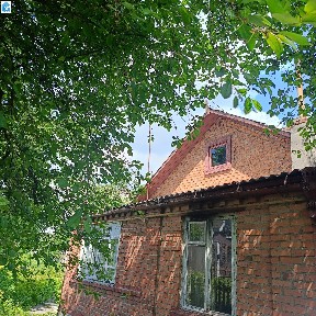 Продам будинок в центрі міста та 10 соток землі+ 11 в користувані