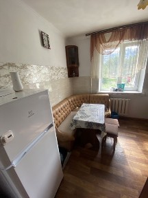2к квартира поруч з центром