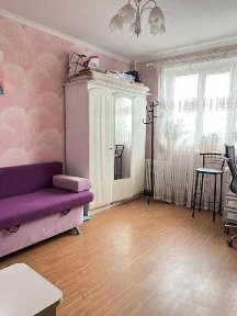 Терміново продам 3 кімнатну квартиру Одеська. (Основьянський)