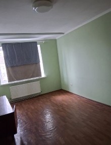 Продам 2х кімн кв Польова Автономка